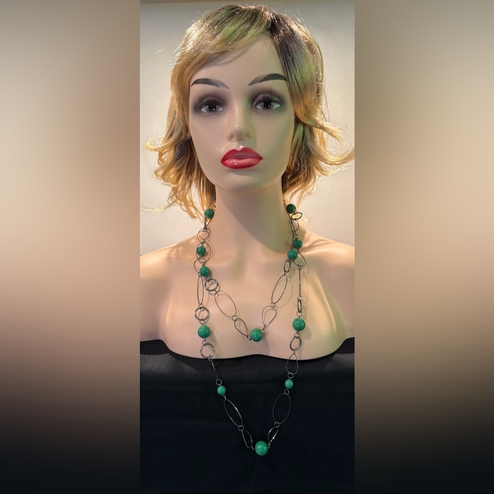 Vintage-Style Long Green Bead Necklace